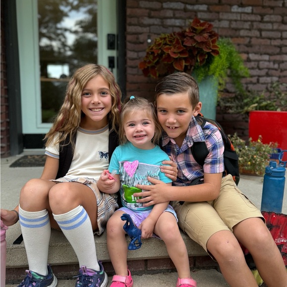 Meet your Posher, Johnna - Picture 1 of 1